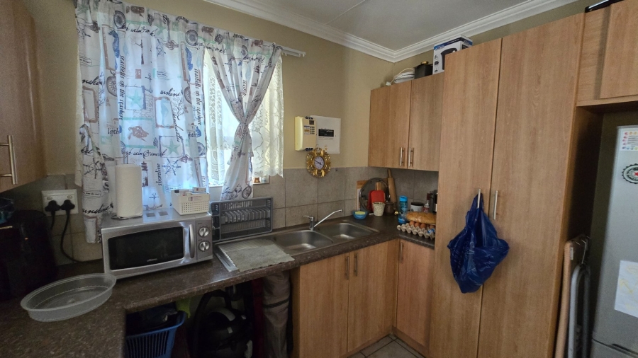 2 Bedroom Property for Sale in Pellissier Free State